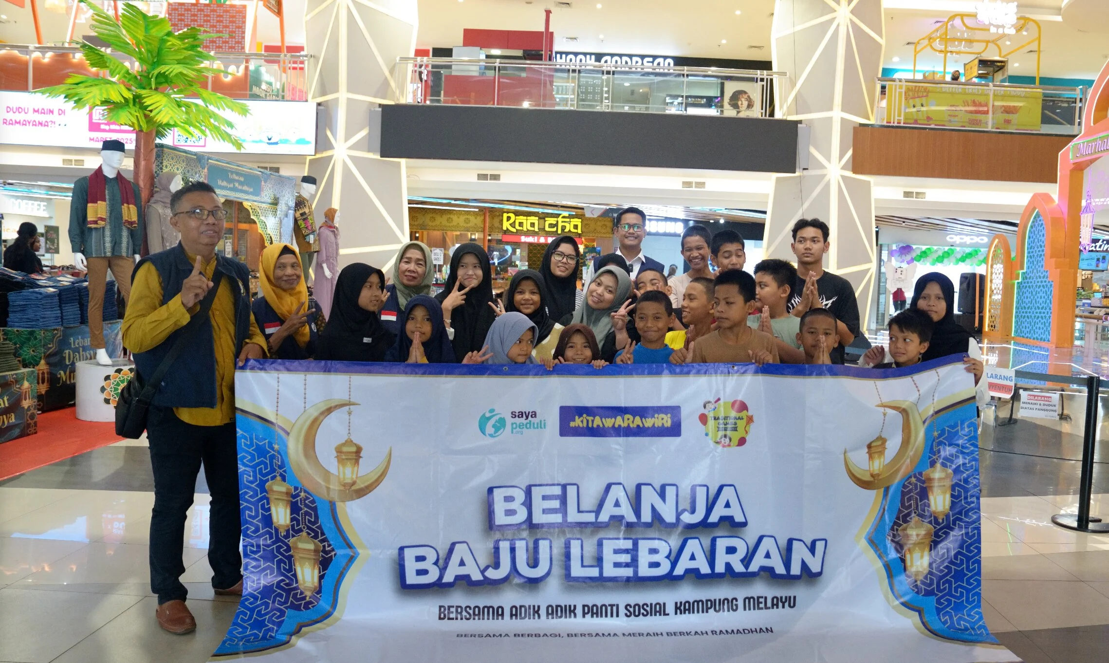 Foto 9 dari album Belanja Lebaran Bareng Yatim Piatu 2025